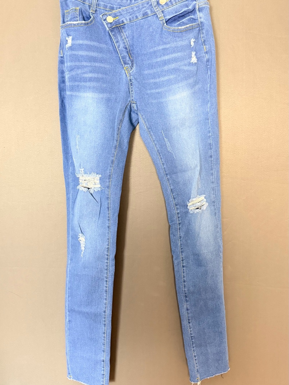 Classic Light Blue Distressed Skinny Jeans for Women